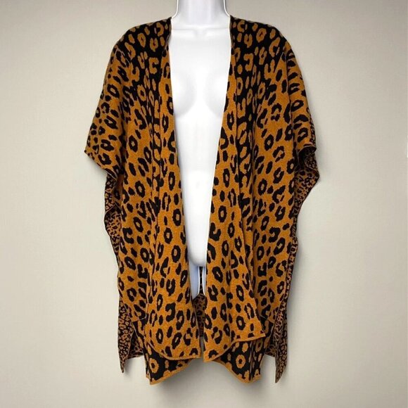 Chico's Sweaters - *NWT* CHICO'S Lagenlook Boho Animal Leopard Print Ruana Wrap Size S/M